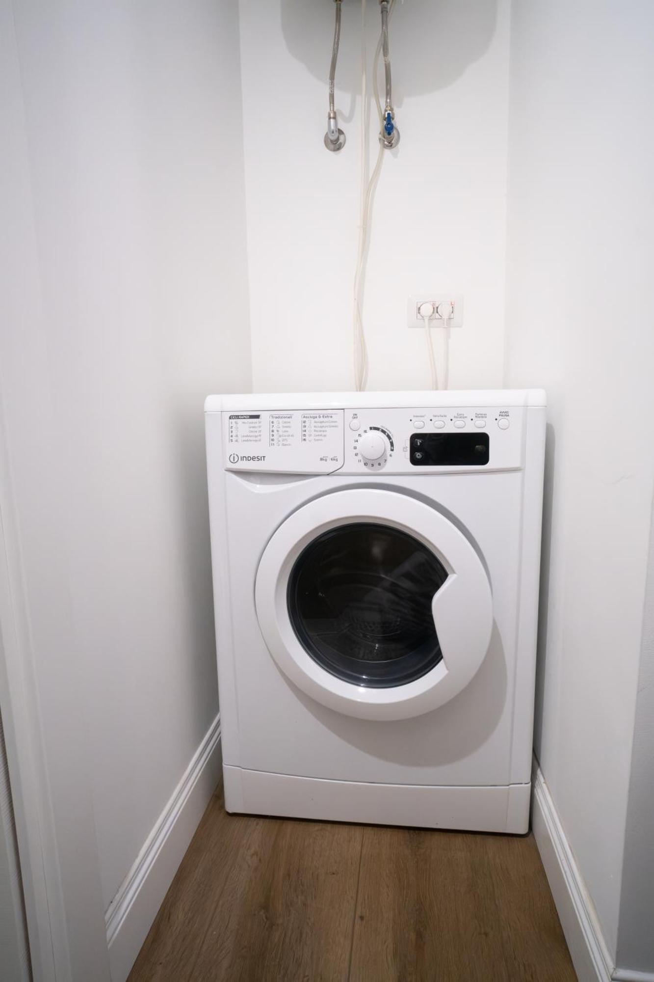 Centro-5Stelle 10 Minuti Dal Mare A Piedi Apartment Savona Ngoại thất bức ảnh